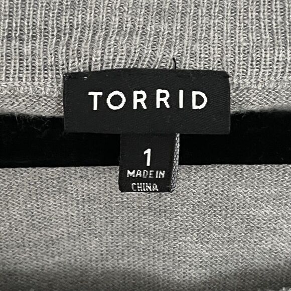 Torrid Plus Size 1XHeart Raglan Sweatshirt Sweater - Picture 3 of 9